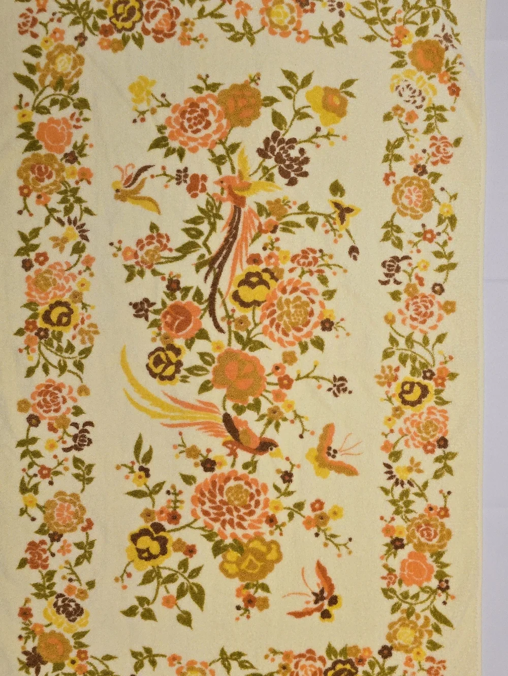 Vintage Stevens Utica 70s Bath Towel Yellow Floral Bird Fringe Retro Cotton
